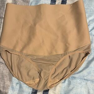 Cacique High-Waist Shapewear in Tan and black bundle